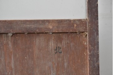 アンティーク建具　ペイント仕上げ限定　大正ロマン薫る桟入りガラス戸1枚　(R-085343)