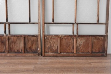 アンティーク建具　大正ロマン　味わい深い古い木味のガラス窓3枚セット　(R-085344)