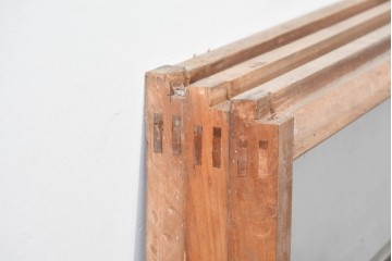 アンティーク建具　大正ロマン　味わい深い古い木味のガラス窓3枚セット　(R-085344)