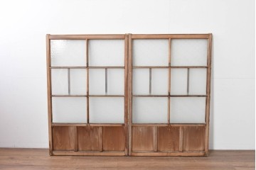 アンティーク建具　素朴な木味が魅力のガラス窓2枚セット　(R-085346)