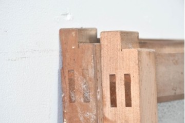 アンティーク建具　素朴な木味が魅力のガラス窓2枚セット　(R-085346)