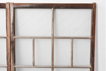 アンティーク建具　素朴な木味が魅力のガラス窓2枚セット　(R-085346)