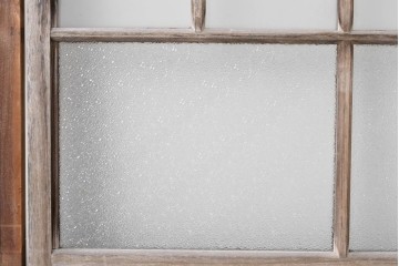 アンティーク建具　素朴な木味が魅力のガラス窓2枚セット　(R-085346)