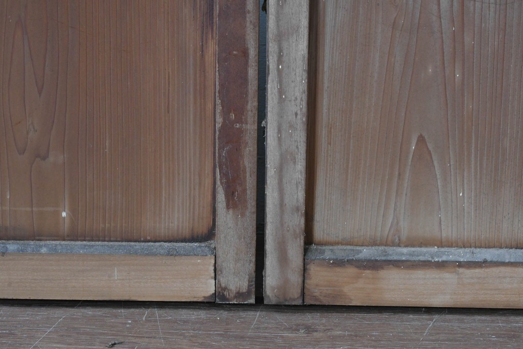 アンティーク建具　素朴な木味が魅力のガラス窓2枚セット　(R-085346)