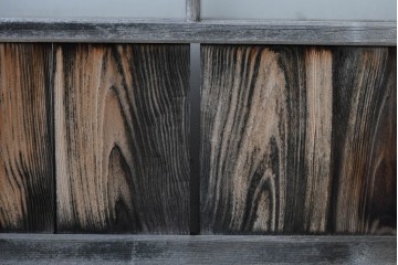 アンティーク建具　昭和初期　味わい深い木味のガラス窓4枚セット　(R-085347)