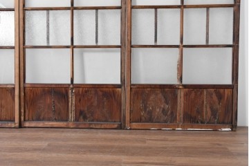 アンティーク建具　昭和初期　味わい深い木味のガラス窓4枚セット　(R-085347)