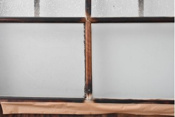 アンティーク建具　昭和初期　木味が風合い豊かなガラス窓4枚セット　(R-085348)
