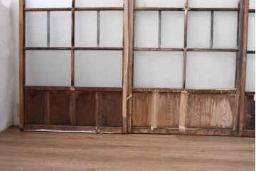 アンティーク建具　昭和初期　木味が風合い豊かなガラス窓4枚セット　(R-085348)