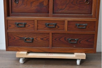 和製ヴィンテージ　美品　最高峰　松本民芸家具　通商産業大臣指定伝統工芸品　上質な作り込みの茶箪笥　定価約152万円相当　(R-085349)