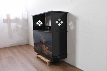 和製ヴィンテージ　美品　輪島塗り　優雅な草花蒔絵が目を引く飾り棚　(R-085352)