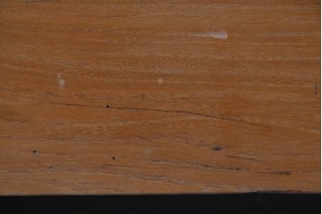 アジアンヴィンテージ　美品　ニレ材　オリエンタルな雰囲気漂うアンティーク調のサイドボード　(R-085353)