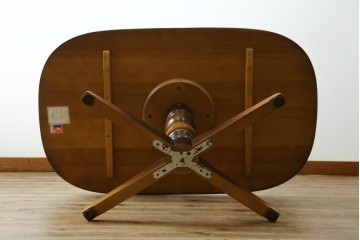 中古　美品　飛騨産業　キツツキ　穂高シリーズ　挽物装飾が映えるダイニングテーブル　(R-085356)