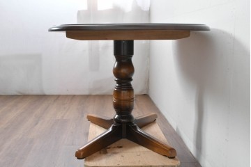 中古　美品　飛騨産業　キツツキ　穂高シリーズ　挽物装飾が映えるダイニングテーブル　(R-085356)