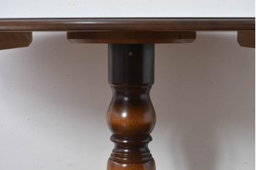 中古　美品　飛騨産業　キツツキ　穂高シリーズ　挽物装飾が映えるダイニングテーブル　(R-085356)