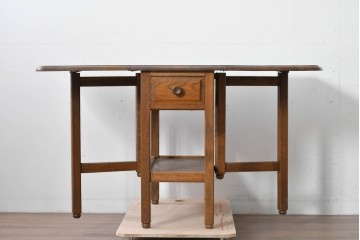 和製ヴィンテージ　ナラ材　機能美が魅力的な引き出し付きのバタフライテーブル　(R-085357)