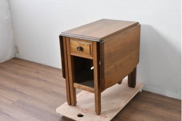 和製ヴィンテージ　ナラ材　機能美が魅力的な引き出し付きのバタフライテーブル　(R-085357)