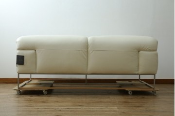 中古　IDC大塚家具取り扱い　Elba(エルバイタリア)　フォーエバーヤング　やわらかな質感とボリューム感が心地よい2人掛けソファ　定価約110万円　(R-085359)