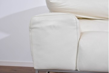 中古　IDC大塚家具取り扱い　Elba(エルバイタリア)　フォーエバーヤング　やわらかな質感とボリューム感が心地よい2人掛けソファ　定価約110万円　(R-085359)