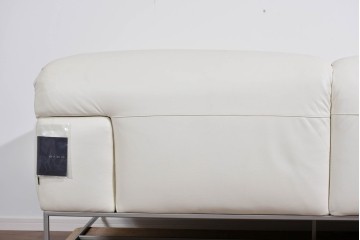 中古　IDC大塚家具取り扱い　Elba(エルバイタリア)　フォーエバーヤング　やわらかな質感とボリューム感が心地よい2人掛けソファ　定価約110万円　(R-085359)