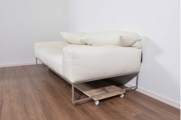 中古　IDC大塚家具取り扱い　Elba(エルバイタリア)　フォーエバーヤング　やわらかな質感とボリューム感が心地よい2人掛けソファ　定価約110万円　(R-085359)