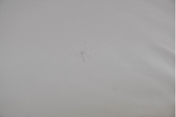 中古　IDC大塚家具取り扱い　Elba(エルバイタリア)　フォーエバーヤング　やわらかな質感とボリューム感が心地よい2人掛けソファ　定価約110万円　(R-085359)