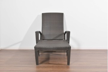 中古　美品　アウトドアリビングブランド　DEDON(デドン)　Panama(パナマ)　リチャード・フリニアデザインのビーチチェア　定価約35万円　(R-085360)