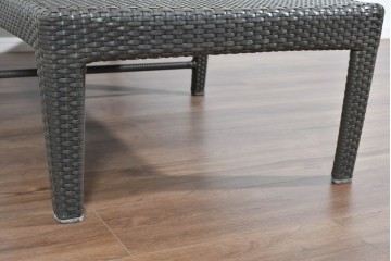 中古　美品　アウトドアリビングブランド　DEDON(デドン)　Panama(パナマ)　リチャード・フリニアデザインのビーチチェア　定価約35万円　(R-085360)