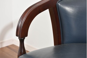 中古　美品　maruni(マルニ木工)　KENT-COURT(ケントコート)　ブリティッシュコレクション　本革(レザー)　メイフェアーのアームチェア2脚　セット定価約94万円相当　(R-085361)