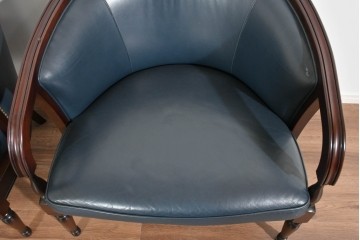 中古　美品　maruni(マルニ木工)　KENT-COURT(ケントコート)　ブリティッシュコレクション　本革(レザー)　メイフェアーのアームチェア2脚　セット定価約94万円相当　(R-085361)