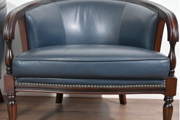 中古　美品　maruni(マルニ木工)　KENT-COURT(ケントコート)　ブリティッシュコレクション　本革(レザー)　メイフェアーのアームチェア2脚　セット定価約94万円相当　(R-085361)