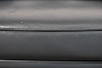 中古　美品　maruni(マルニ木工)　KENT-COURT(ケントコート)　ブリティッシュコレクション　本革(レザー)　メイフェアーのアームチェア2脚　セット定価約94万円相当　(R-085361)