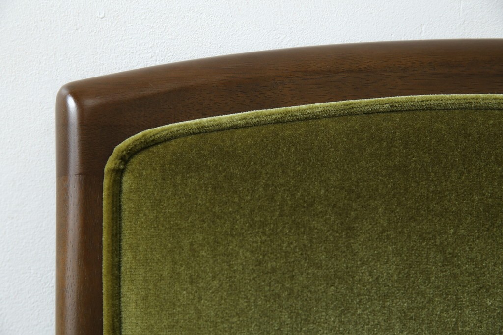 中古　美品　希少な廃番品　maruni(マルニ木工)　地中海シリーズ　深みのあるグリーンが上品なデスクチェア　(R-085362)