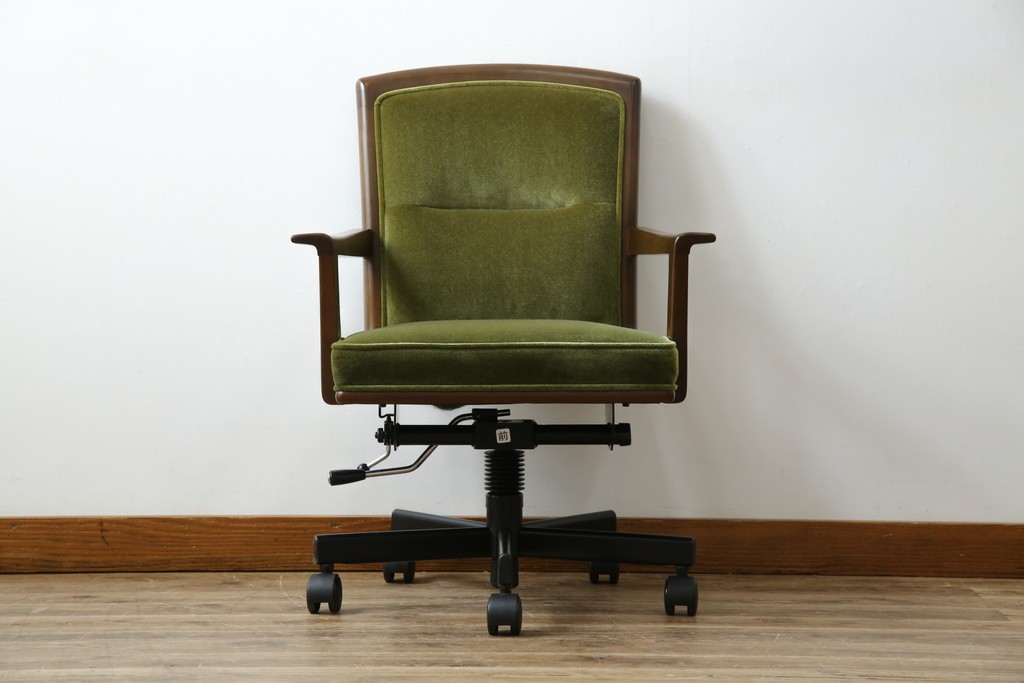 中古　美品　希少な廃番品　maruni(マルニ木工)　地中海シリーズ　深みのあるグリーンが上品なデスクチェア　(R-085362)