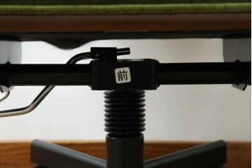 中古　美品　希少な廃番品　maruni(マルニ木工)　地中海シリーズ　深みのあるグリーンが上品なデスクチェア　(R-085362)