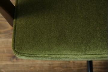 中古　美品　希少な廃番品　maruni(マルニ木工)　地中海シリーズ　深みのあるグリーンが上品なデスクチェア　(R-085362)