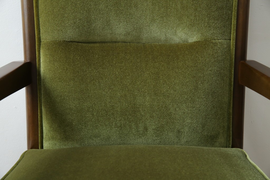 中古　美品　希少な廃番品　maruni(マルニ木工)　地中海シリーズ　深みのあるグリーンが上品なデスクチェア　(R-085362)