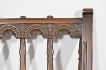 イギリスヴィンテージ　ERCOL(アーコール)　Old Colonial(オールドコロニアル)　英国らしい重厚デザインが魅力のイージーチェア　(R-085363)