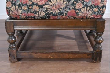 イギリスヴィンテージ　ERCOL(アーコール)　Old Colonial(オールドコロニアル)　英国らしい重厚デザインが魅力のイージーチェア　(R-085363)