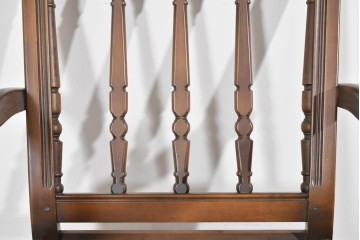 イギリスヴィンテージ　ERCOL(アーコール)　Old Colonial(オールドコロニアル)　英国らしい重厚デザインが魅力のイージーチェア　(R-085363)