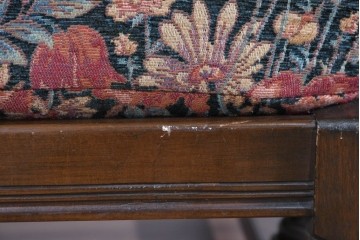 イギリスヴィンテージ　ERCOL(アーコール)　Old Colonial(オールドコロニアル)　英国らしい重厚デザインが魅力のイージーチェア　(R-085363)