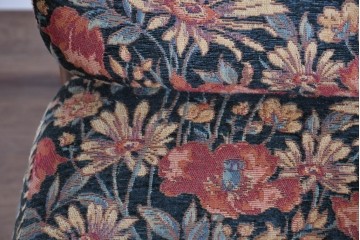 イギリスヴィンテージ　ERCOL(アーコール)　Old Colonial(オールドコロニアル)　英国らしい重厚デザインが魅力のイージーチェア　(R-085363)