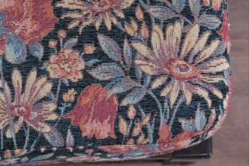 イギリスヴィンテージ　ERCOL(アーコール)　Old Colonial(オールドコロニアル)　英国らしい重厚デザインが魅力のイージーチェア　(R-085363)