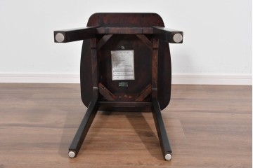 中古　美品　神居民芸家具　素朴な温もりとやわらかな背板デザインが魅力のチェア　(R-085365)