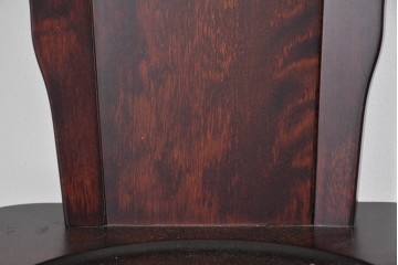 中古　美品　神居民芸家具　素朴な温もりとやわらかな背板デザインが魅力のチェア　(R-085365)