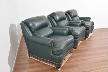 中古　展示品　超美品　ホワイトハウス御用達　アメリカ高級家具　ハンコックアンドムーア(Hancock&Moore)　クラシカルな1人掛けレザーソファ3脚セット　セット定価約270万円相当　(R-085366)