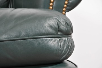 中古　展示品　超美品　ホワイトハウス御用達　アメリカ高級家具　ハンコックアンドムーア(Hancock&Moore)　クラシカルな1人掛けレザーソファ3脚セット　セット定価約270万円相当　(R-085366)