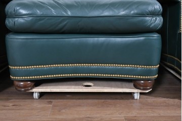 中古　展示品　超美品　ホワイトハウス御用達　アメリカ高級家具　ハンコックアンドムーア(Hancock&Moore)　クラシカルな1人掛けレザーソファ3脚セット　セット定価約270万円相当　(R-085366)