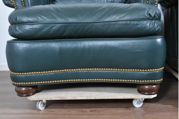 中古　展示品　超美品　ホワイトハウス御用達　アメリカ高級家具　ハンコック&ムーア(Hancock & Moore)　上質レザーの1人掛けソファ2脚　定価(2脚合計)約180万円　(R-085367)