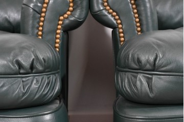 中古　展示品　超美品　ホワイトハウス御用達　アメリカ高級家具　ハンコック&ムーア(Hancock & Moore)　上質レザーの1人掛けソファ2脚　定価(2脚合計)約180万円　(R-085367)