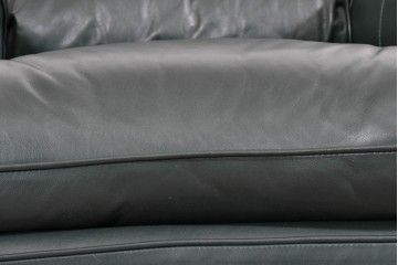 中古　展示品　超美品　ホワイトハウス御用達　アメリカ高級家具　ハンコック&ムーア(Hancock & Moore)　上質レザーの1人掛けソファ2脚　定価(2脚合計)約180万円　(R-085367)